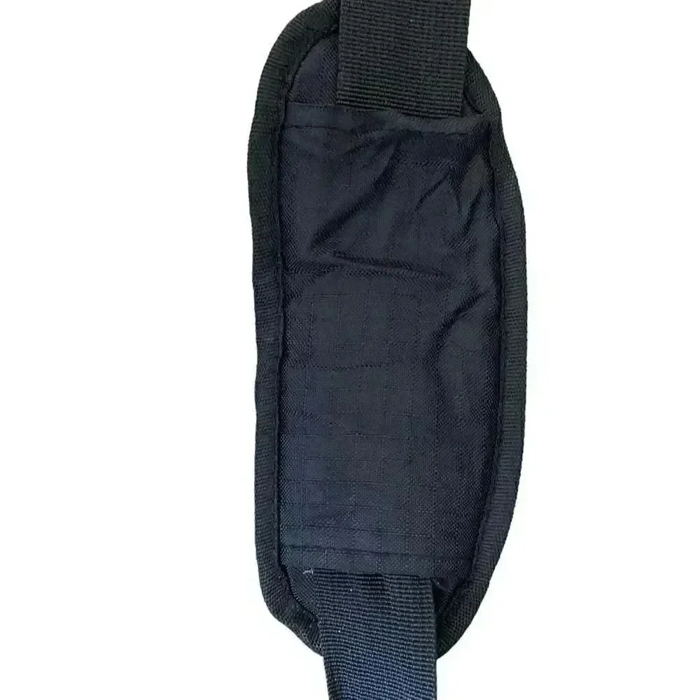 Kenneth Cole Reaction Black Laptop Messenger Office Business School Bag